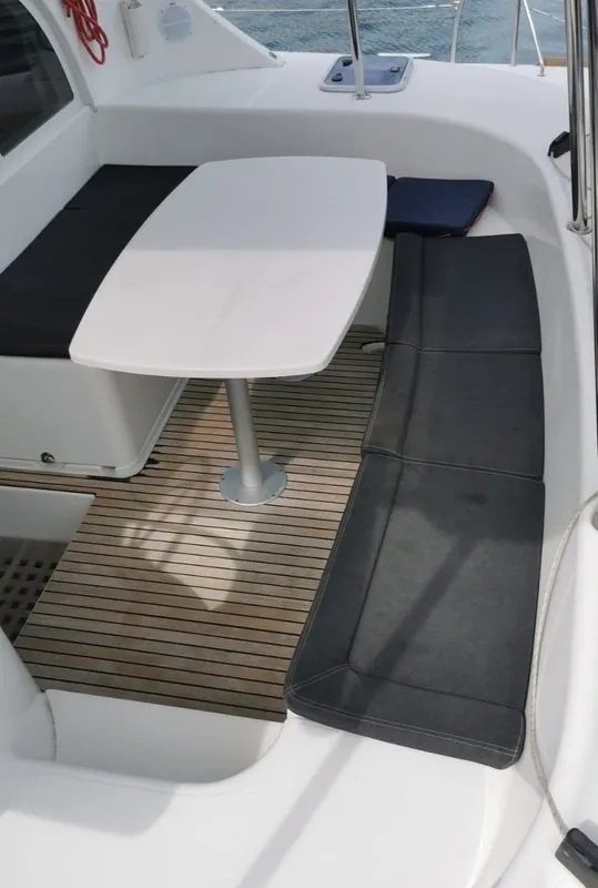 LANME, a Lagoon Lagoon 380 catamaran at Propriano, France