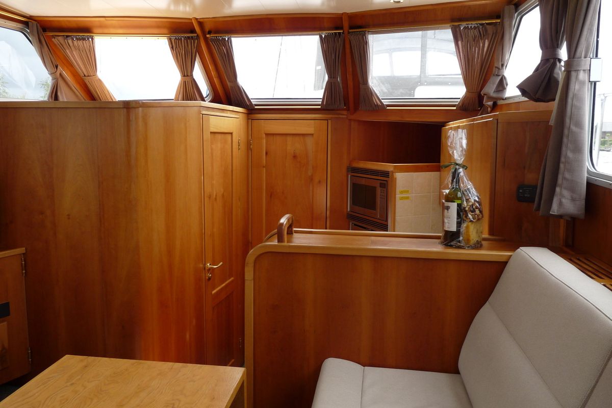 Salon of Mimarli, a Gulet Funcraft 1200 motorboat at Akkrum, Netherlands