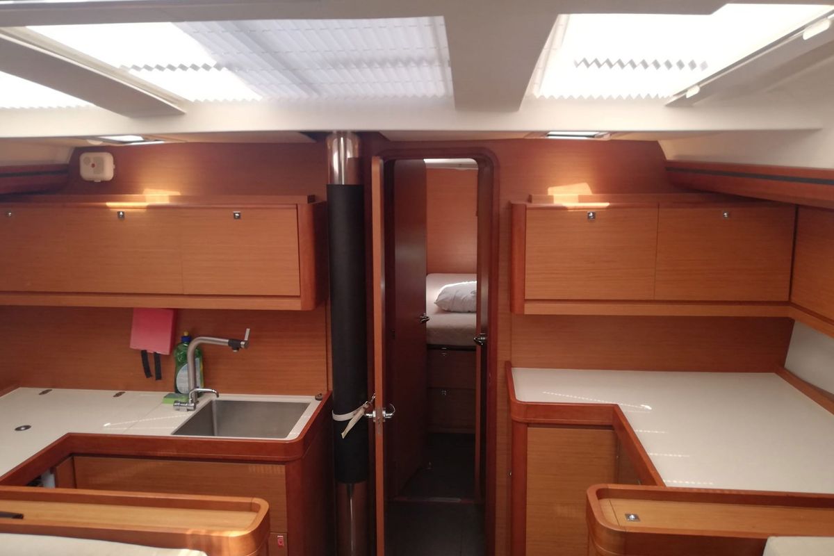 Salon of WARRIORS TALE, a Dufour 520 Grand Large sailboat at Kalkara, Malta