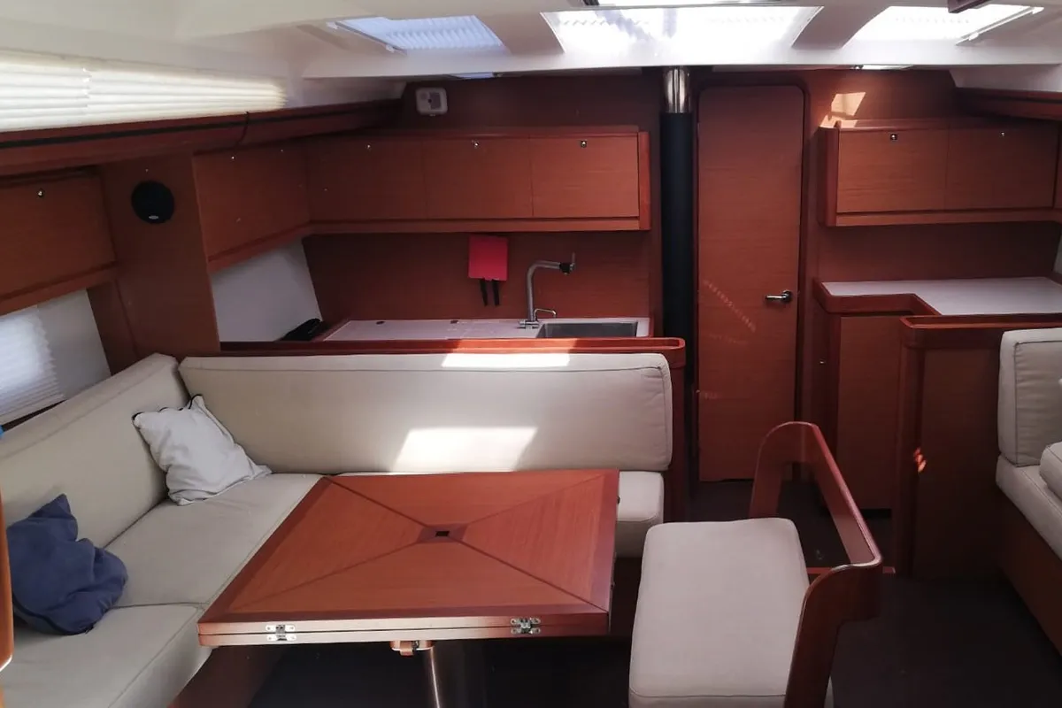 Salon of WARRIORS TALE, a Dufour 520 Grand Large sailboat at Kalkara, Malta