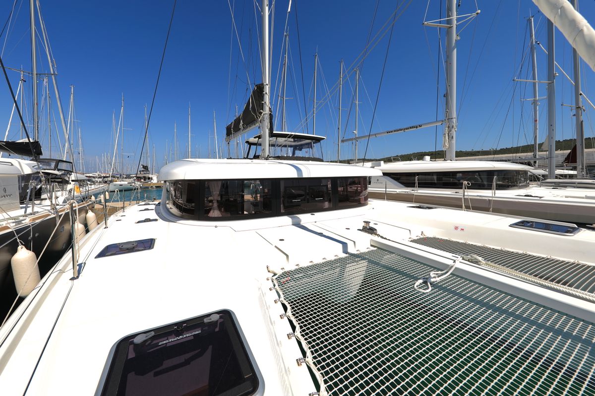 Salon of ZEUS, a Lagoon 42 catamaran at Općina Sukošan, Croatia