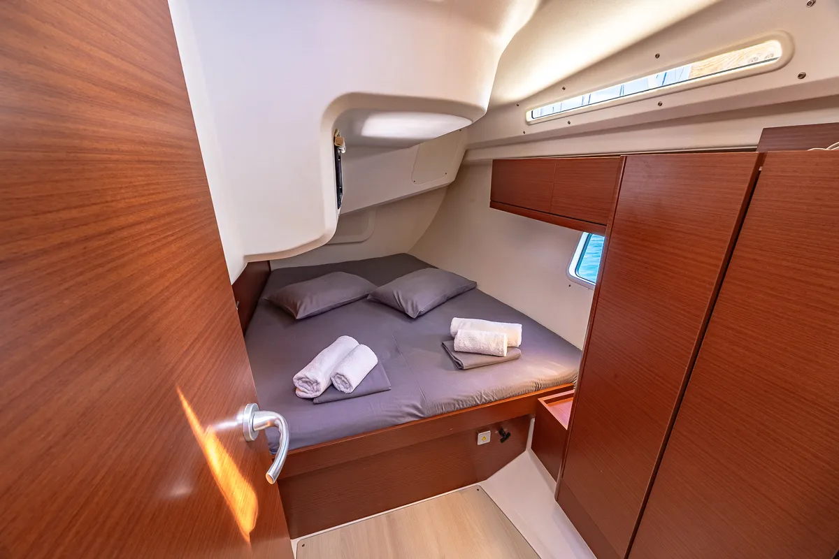 Cabin on Dafne, a Hanse Yachts Hanse 418 sailboat at Municipal Unit of Lefkada, Greece