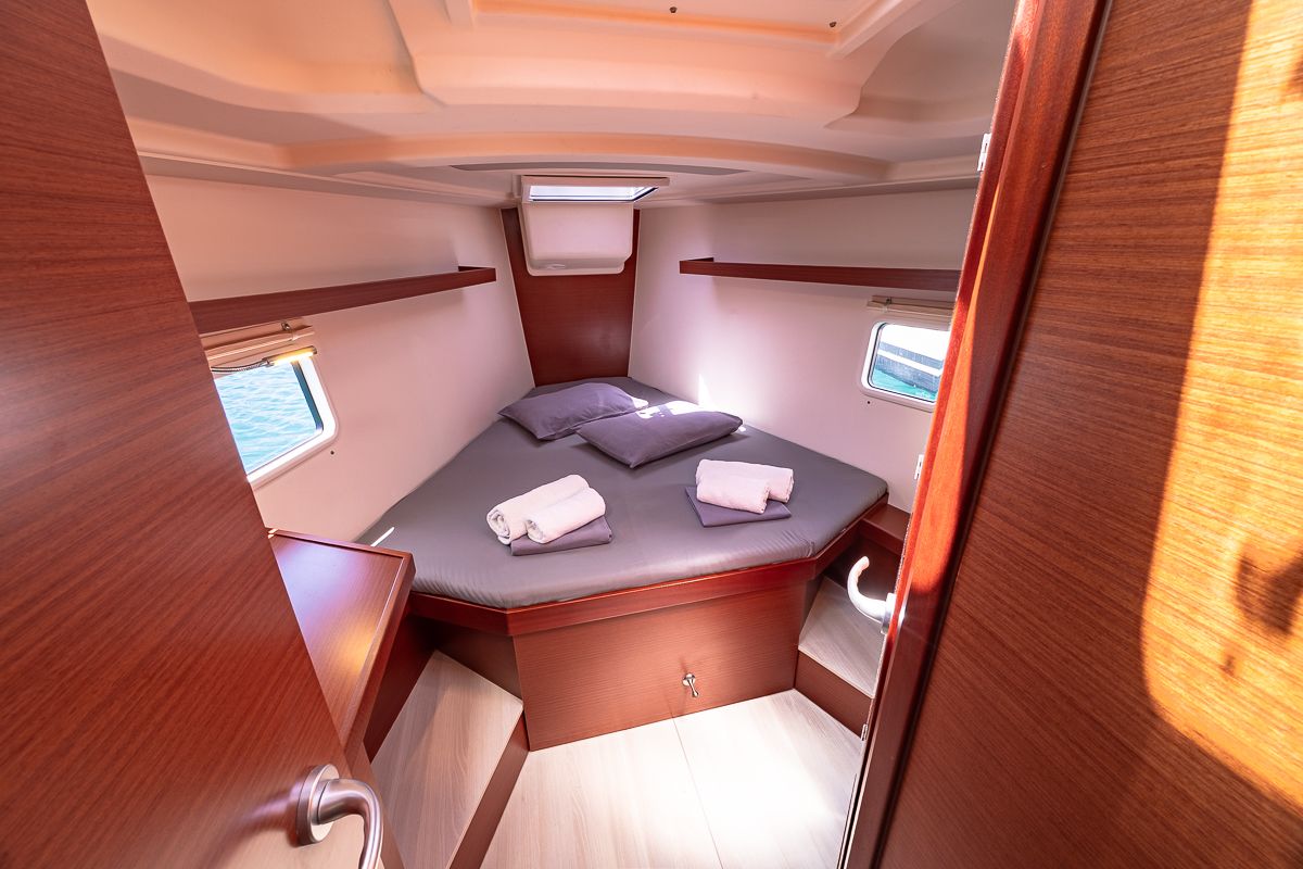Cabin on Dafne, a Hanse Yachts Hanse 418 sailboat at Municipal Unit of Lefkada, Greece