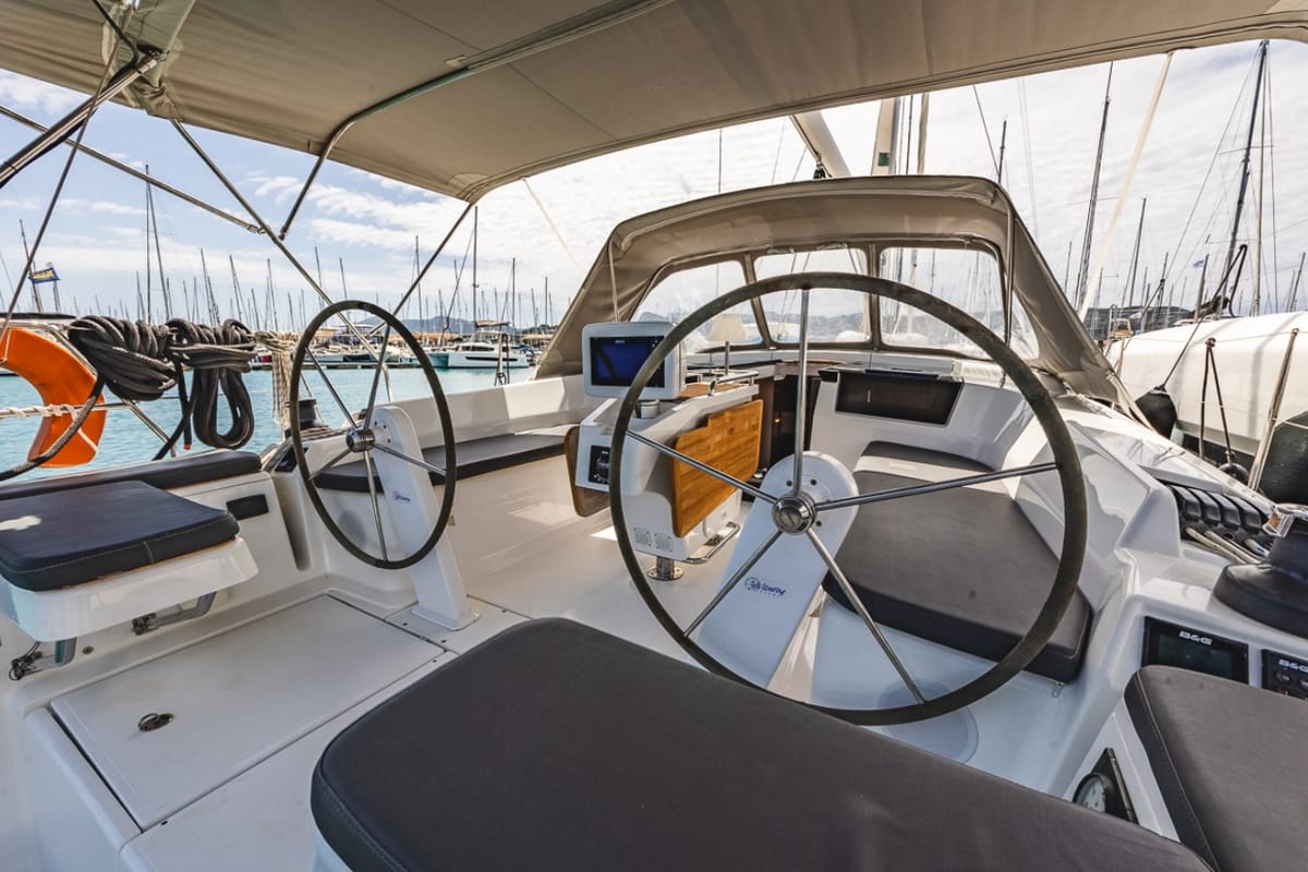 Dafne, a Hanse Yachts Hanse 418 sailboat at Municipal Unit of Lefkada, Greece