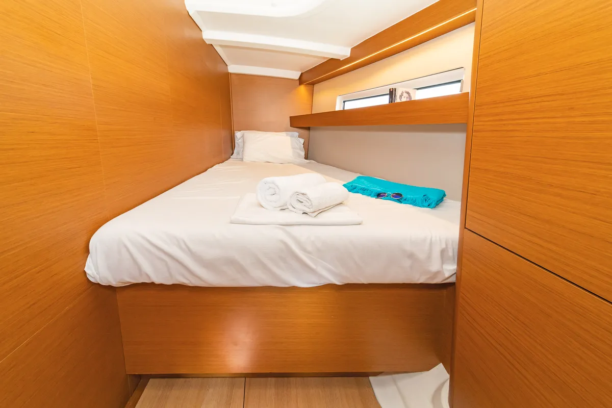 Cabin on Esperos, a Jeanneau Sun Odyssey 440 sailboat at Volos Municipality, Greece