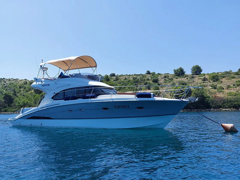 Santin, a Beneteau Antares 42 Fly yacht at Punat, Croatia