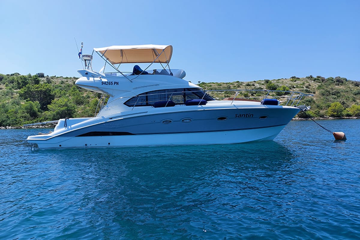 Santin, a Beneteau Antares 42 Fly yacht at Punat, Croatia