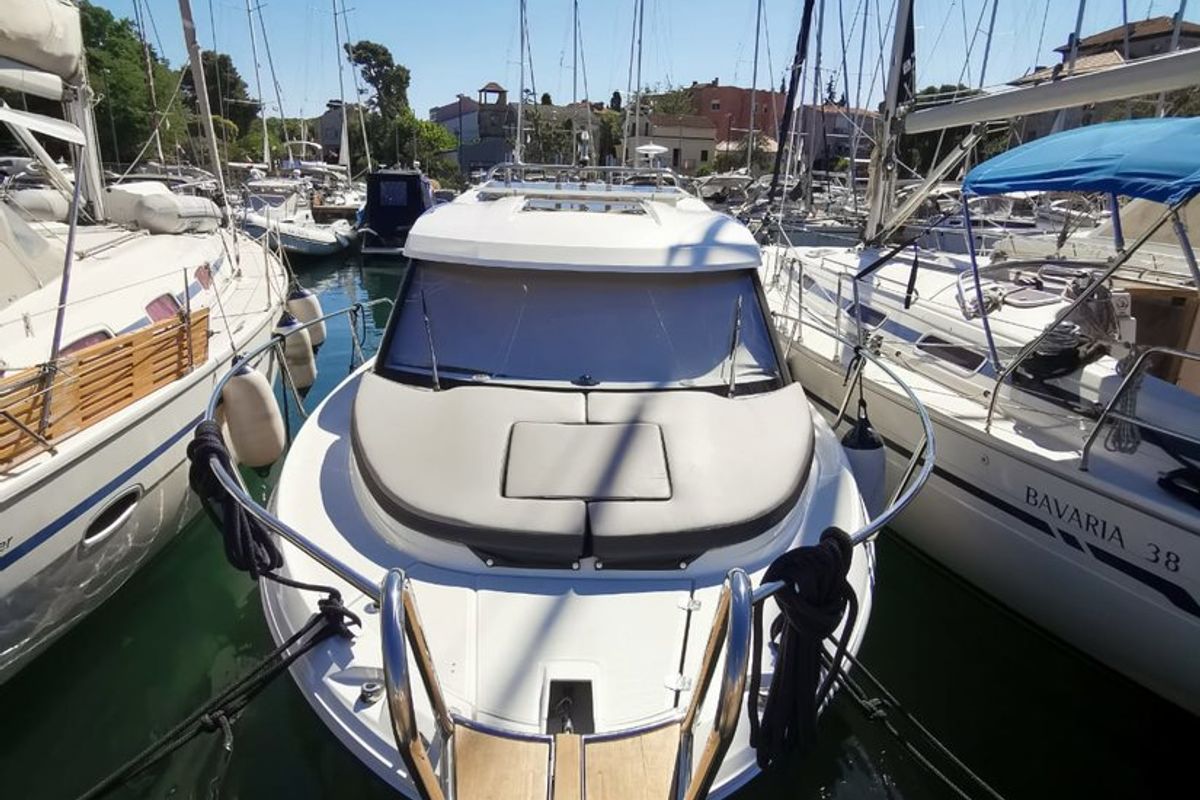 Exterior view of Malizia, a Jeanneau Merry Fisher 795 motorboat at Zadar, Croatia