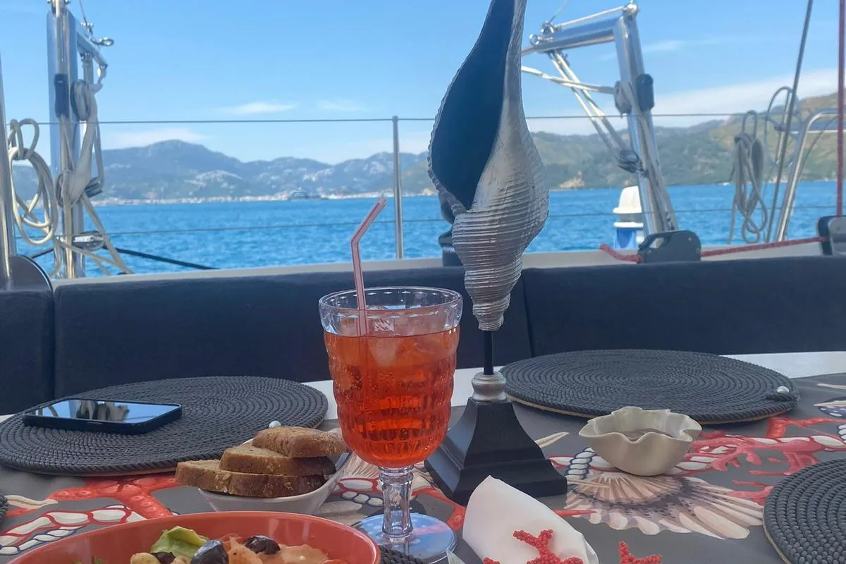 Premium, a Lagoon Lagoon 440 catamaran at Marmaris, Turkey