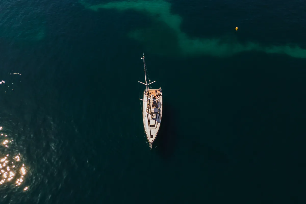 Exterior view of Skalpel 2, a Beneteau Oceanis 51.1 sailboat at Cagliari, Italy