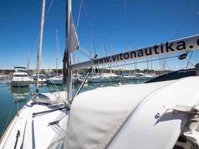 Deck of Mare Animi, a Beneteau Oceanis 35 sailboat at Općina Medulin, Croatia