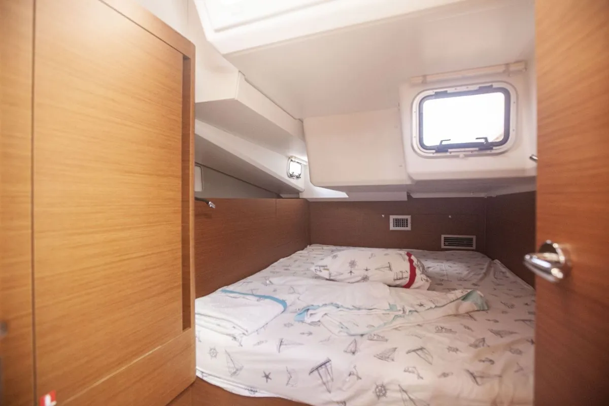 Cabin on Bonbon, a Jeanneau Sun Odyssey 440 sailboat at Bodrum, Turkey