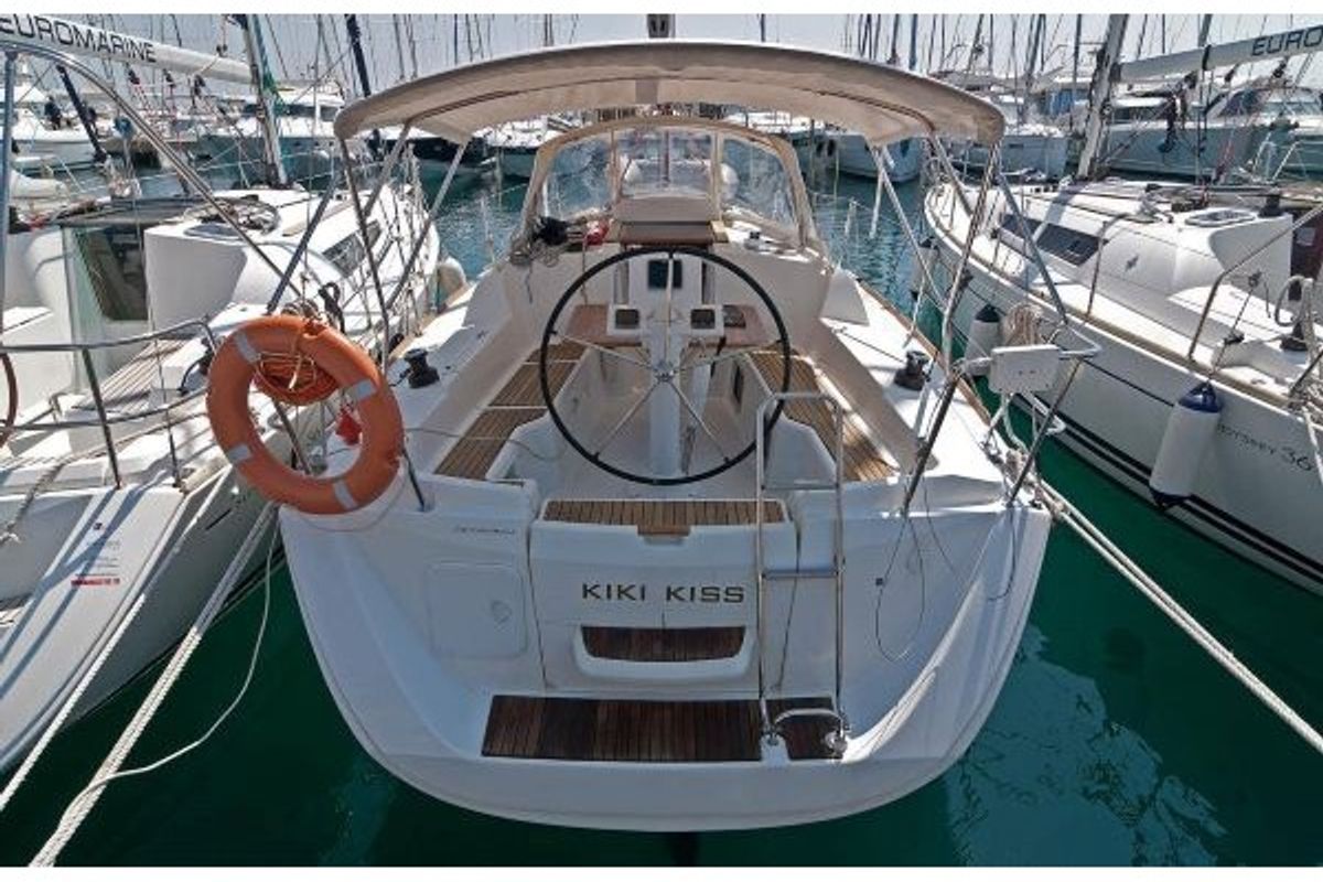 Exterior view of Kiki Kiss, a Jeanneau Sun Odyssey 33i sailboat at Split, Croatia