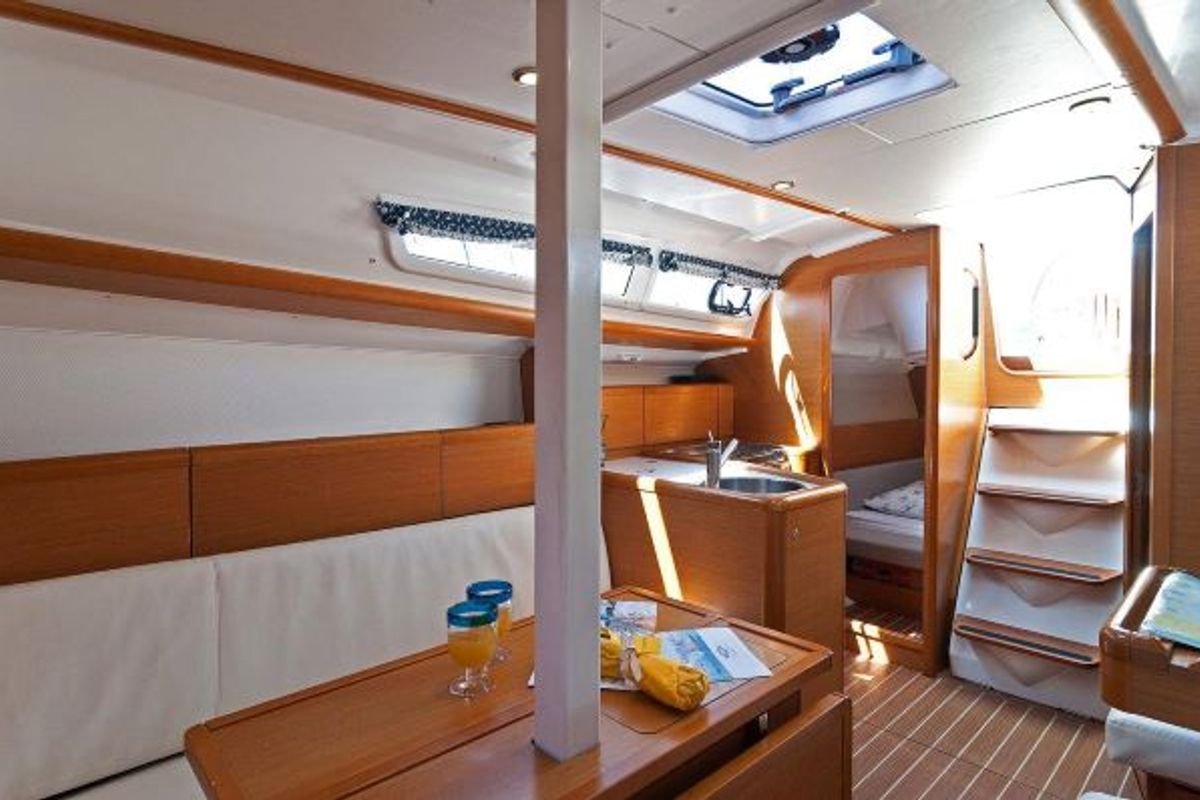 Salon of Kiki Kiss, a Jeanneau Sun Odyssey 33i sailboat at Split, Croatia