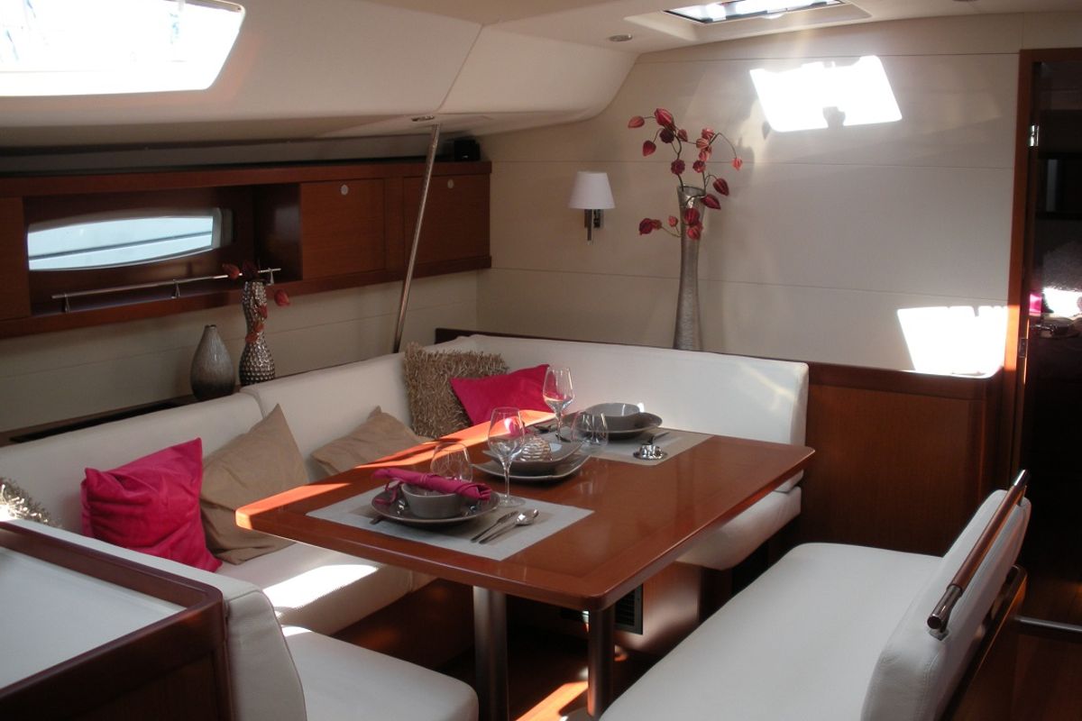 Salon of Altais, a Beneteau Oceanis 54 sailboat at Cagliari, Italy