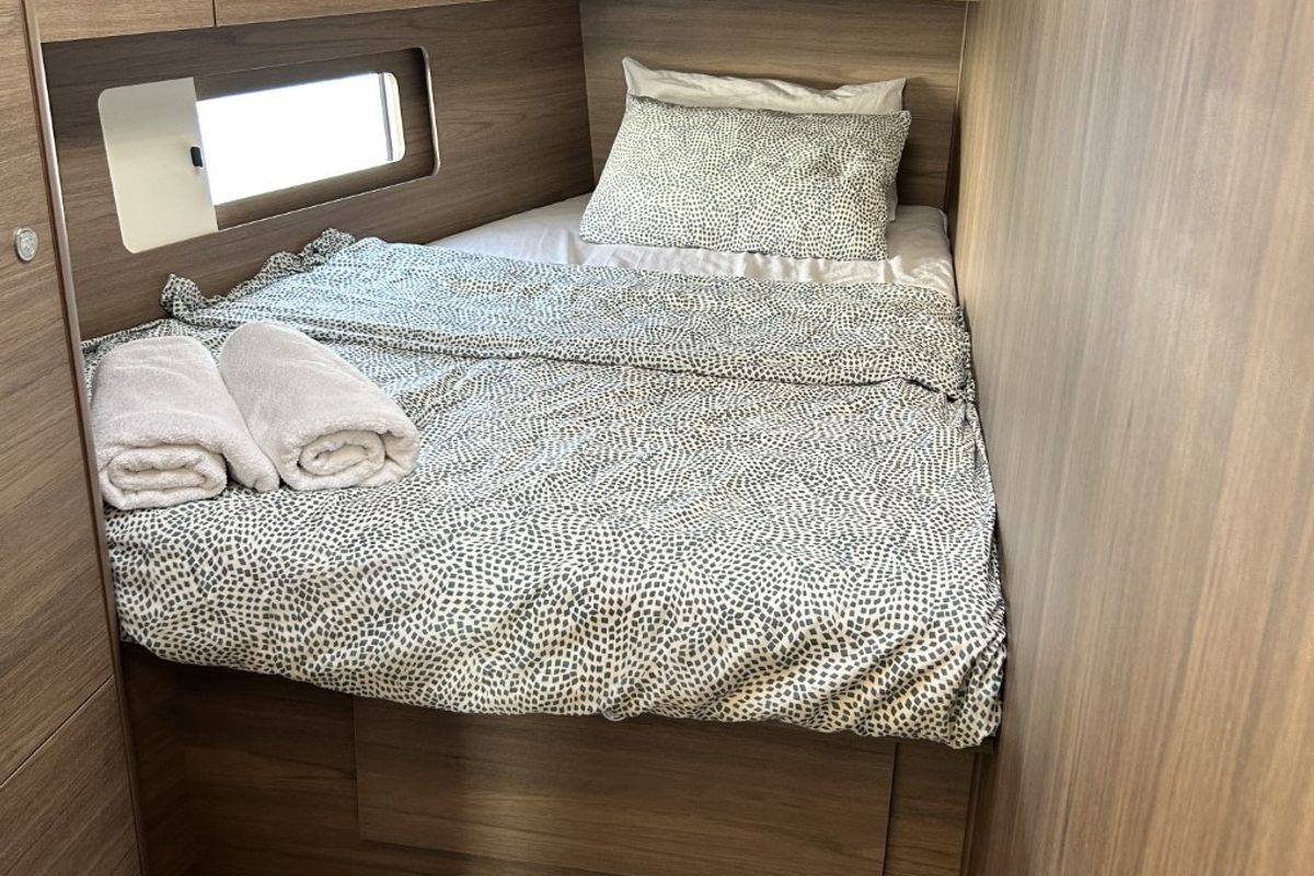 Cabin on TIDE OF YOUR LIFE, a Beneteau Oceanis 47 sailboat at Split, Croatia
