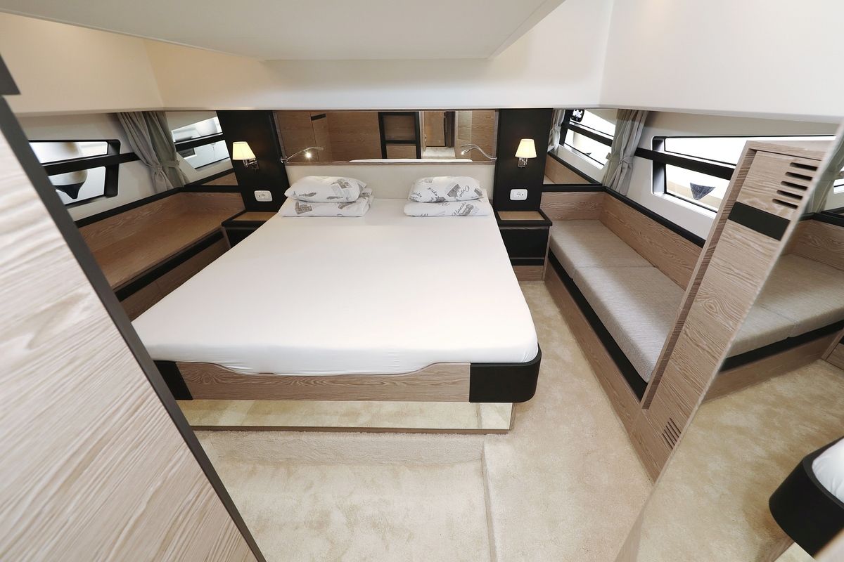 Cabin on Chili, a Greenline 45 Fly yacht at Grad Biograd na Moru, Croatia