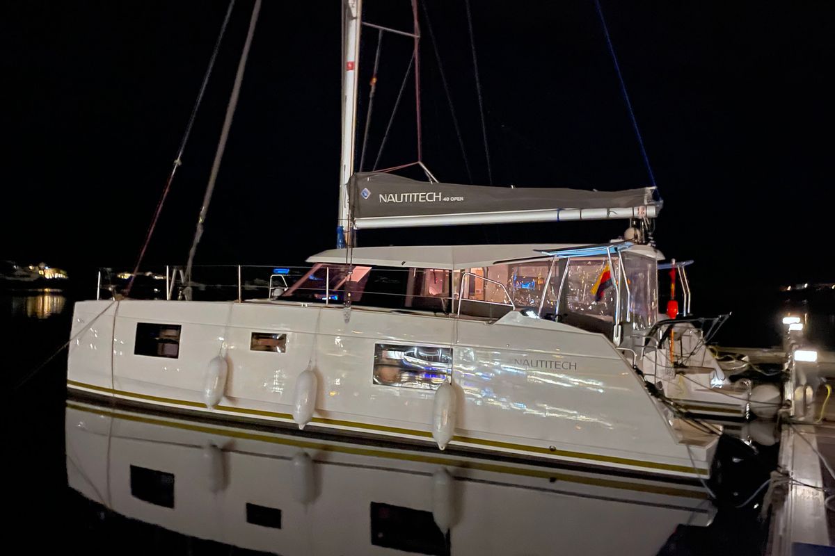 Salon of Negroni, a Nautitech Rochefort Nautitech 40 catamaran at Općina Rogoznica, Croatia