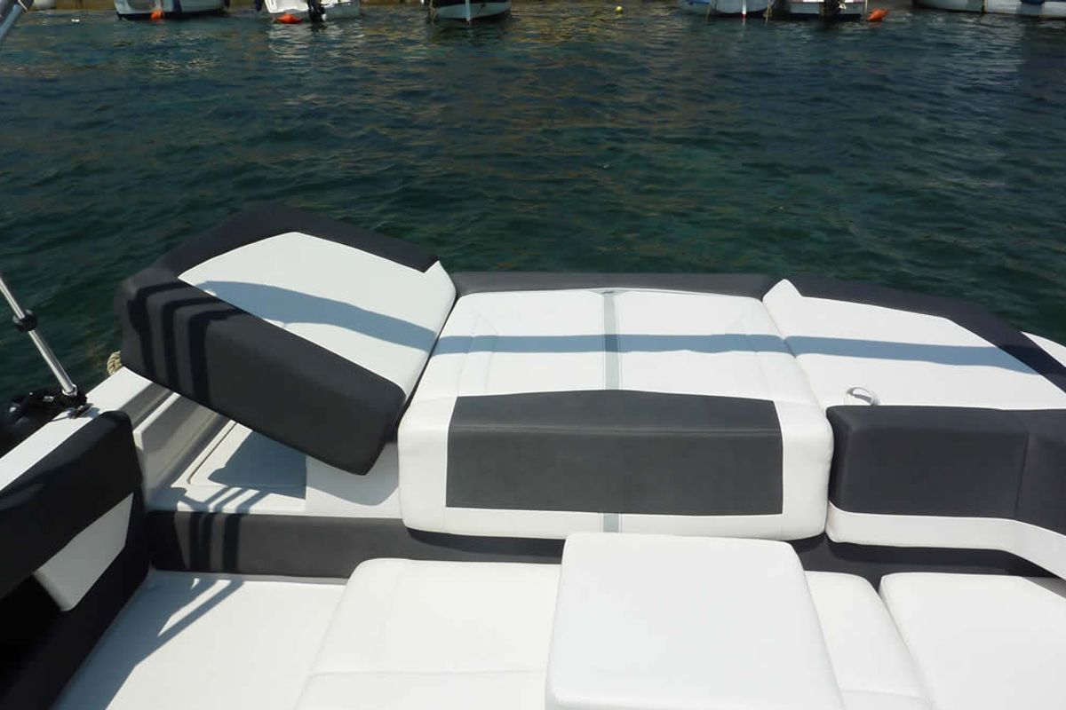 Deck of Black Pearl, a Four Winns Boats Four Winns H210 motorboat at Tribunj, Croatia