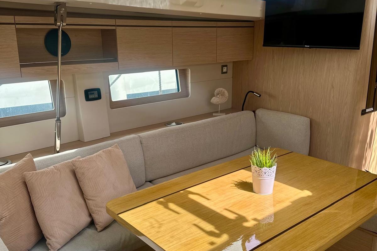 Salon of Full Moon, a Beneteau Oceanis 51.1 sailboat at Primošten, Croatia