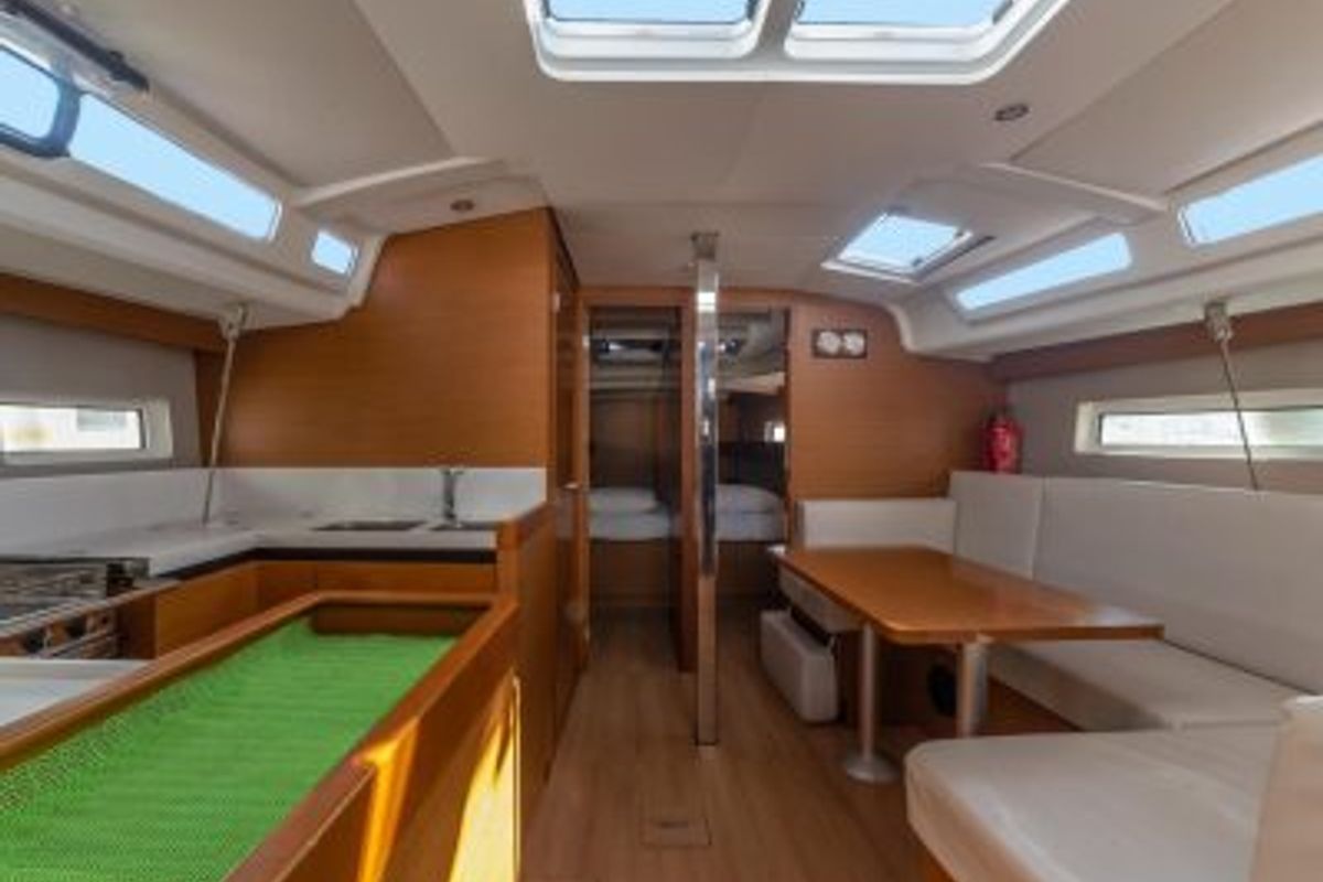 Salon of Ecume, a Jeanneau Sun Odyssey 440 sailboat at Lavreotiki Municipal Unit, Greece