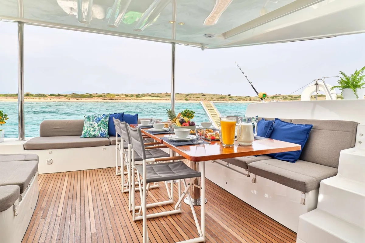 Andiamo, a Lagoon Lagoon 50 catamaran at Athens, Greece