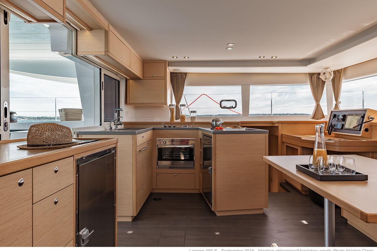Galley of Lipopette, a Lagoon 450 catamaran at Propriano, France