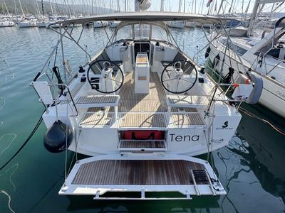 Cockpit of Tena, a Beneteau Oceanis 38.1 sailboat at Punat, Croatia