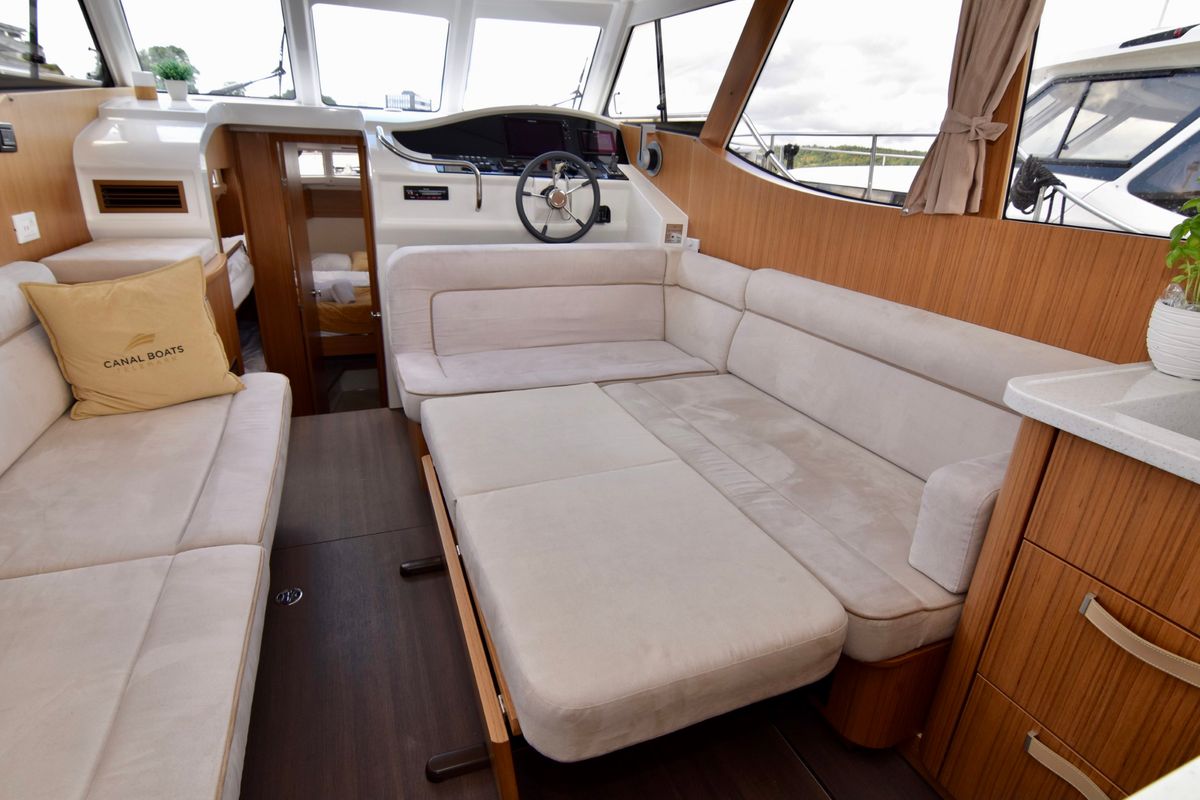 Salon of Dalen, a Greenline 33 yacht at Porsgrunn, Norway