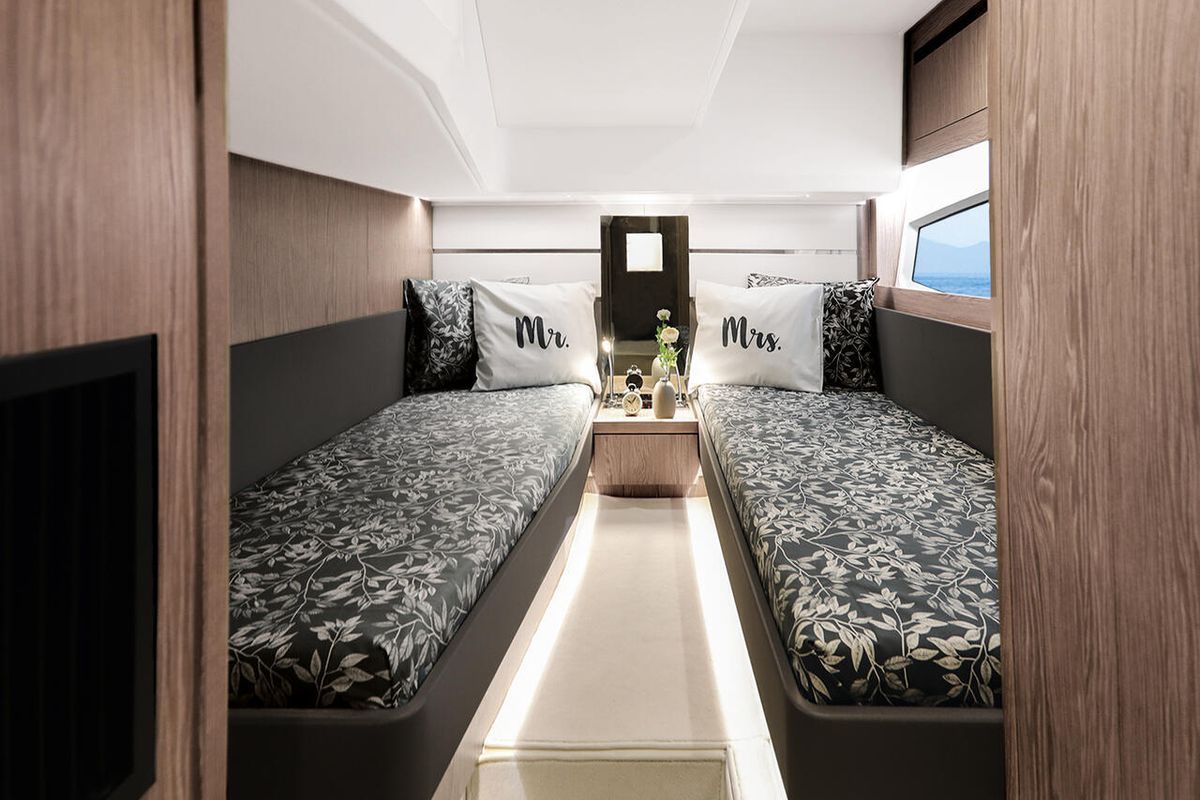 Cabin on Tireless Too, a Sealine F430 yacht at Grad Kaštela, Croatia
