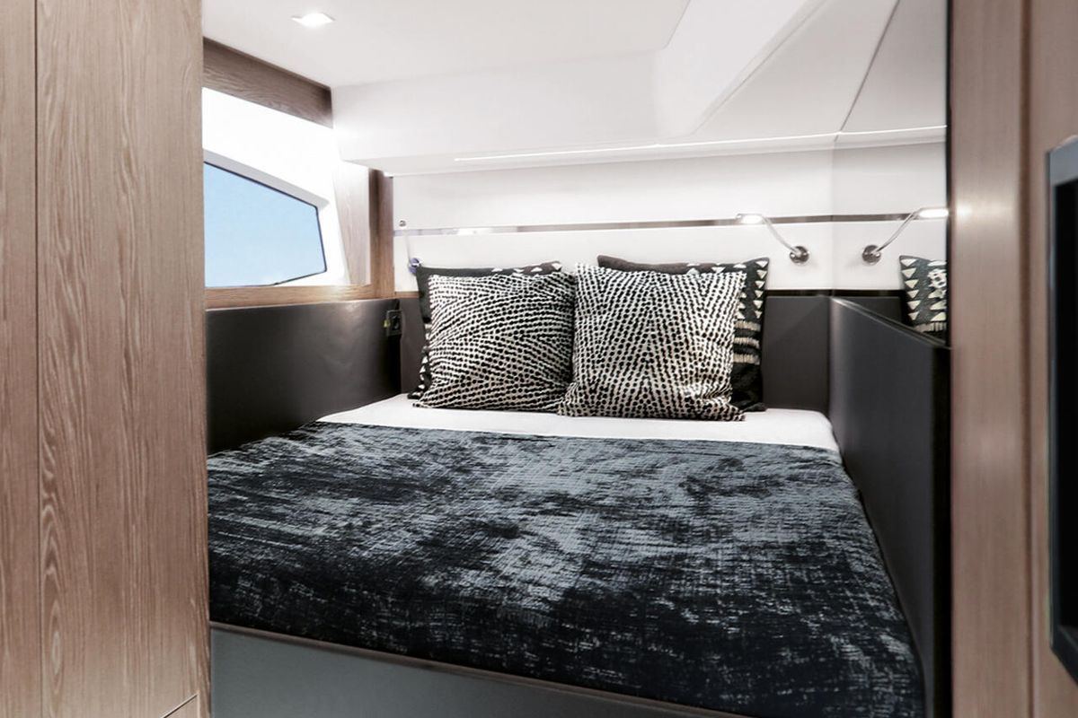 Cabin on Tireless Too, a Sealine F430 yacht at Grad Kaštela, Croatia
