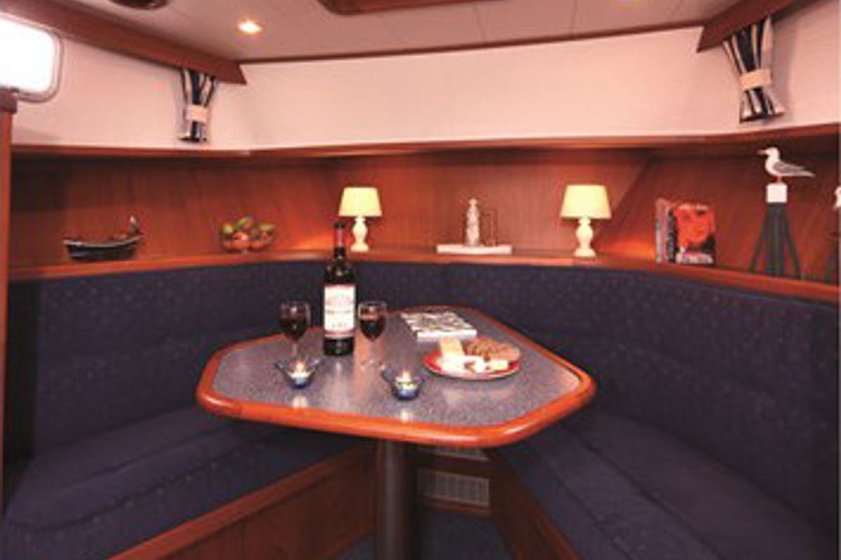 Salon of Nicole, a De Drait Kotterjacht 10.7 GL motorboat at Woudsend, Netherlands