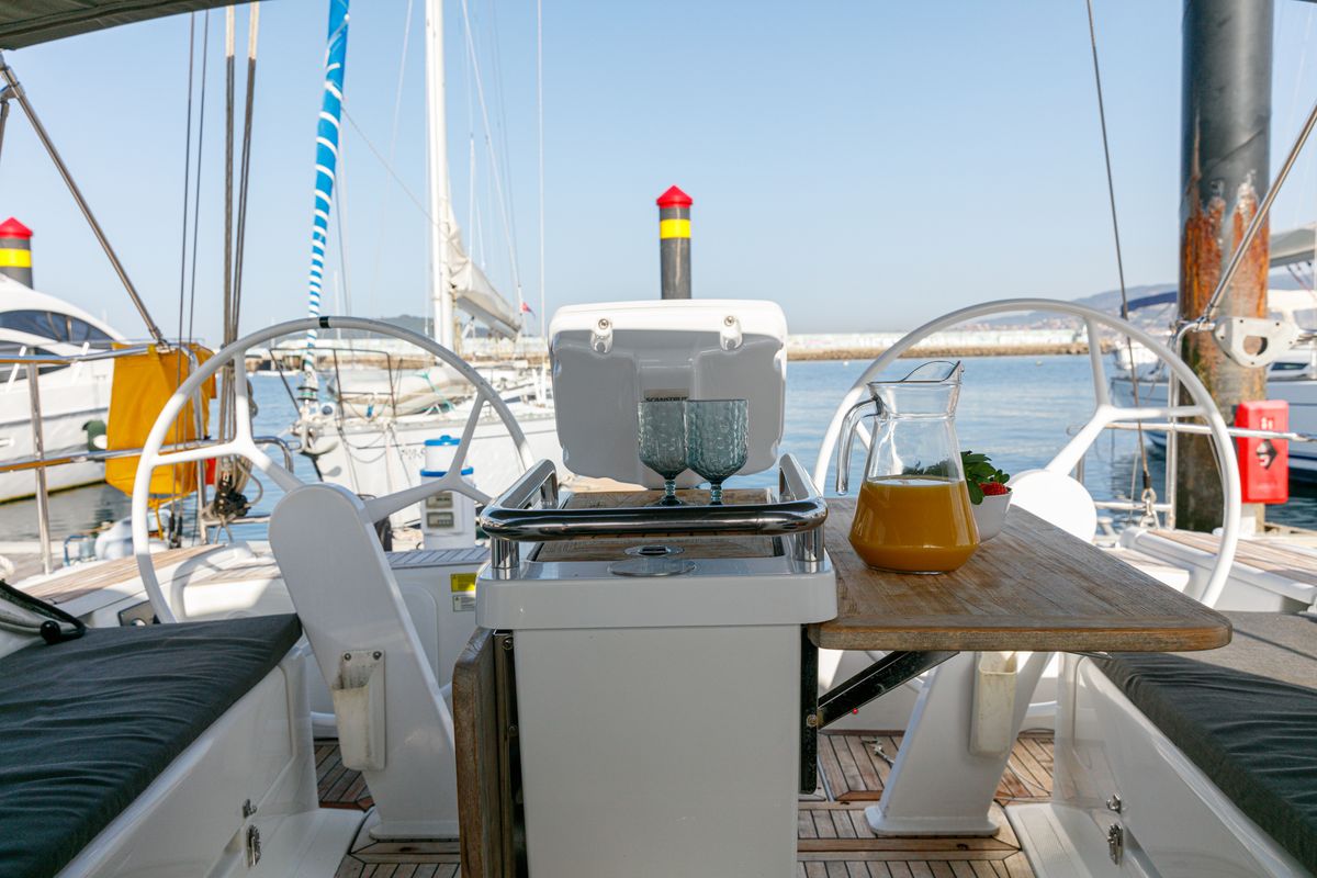 Cockpit of Kraken, a Hanse Yachts Hanse 415 sailboat at Baiona, Spain