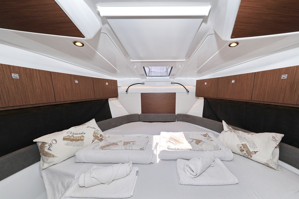 Cabin on Lolo, a Beneteau Antares 9 OB motorboat at Pirovac, Croatia