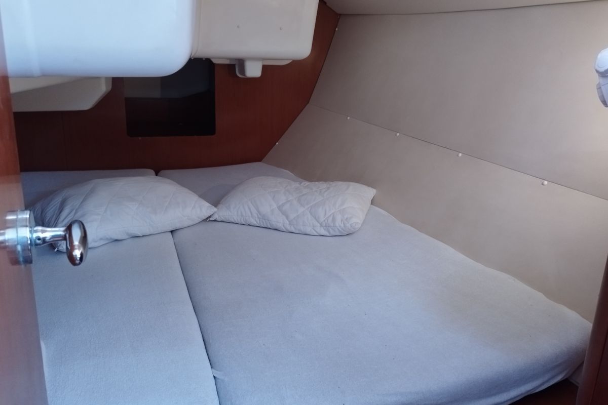 Cabin on Mina, a Beneteau Oceanis 37 sailboat at Municipal Unit of Nea Peramos, Greece