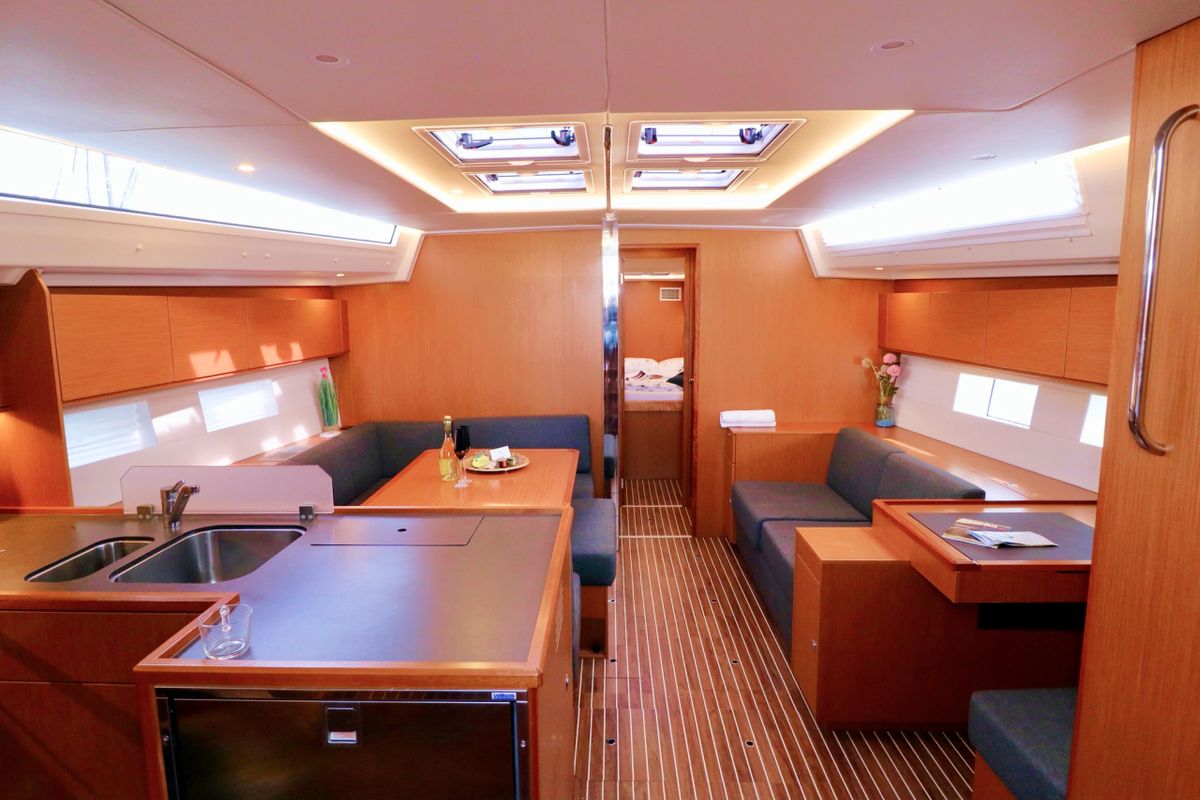 Salon of Size Matters, a Bavaria C50 Holiday sailboat at Grad Kaštela, Croatia