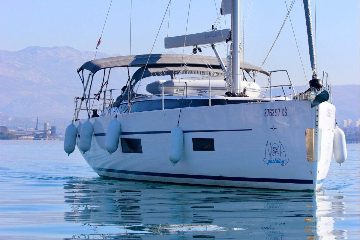 Exterior view of Size Matters, a Bavaria C50 Holiday sailboat at Grad Kaštela, Croatia