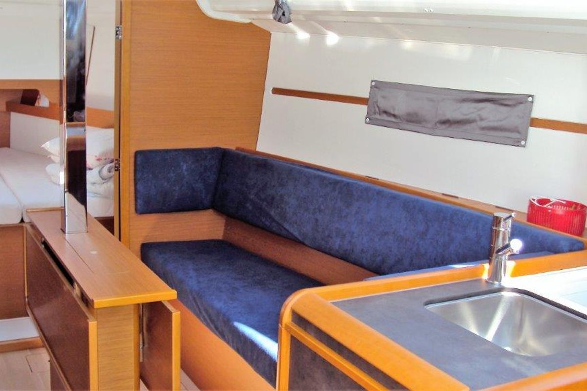 Salon of Gemma, a Jeanneau Sun Odyssey 349 sailboat at Grad Pula, Croatia