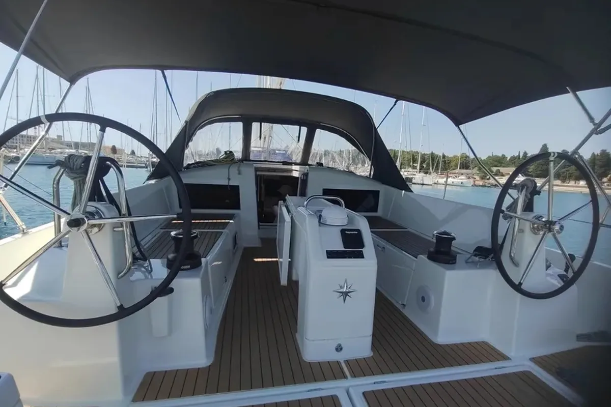 Exterior view of Leona, a Jeanneau Sun Odyssey 440 sailboat at Grad Pula, Croatia
