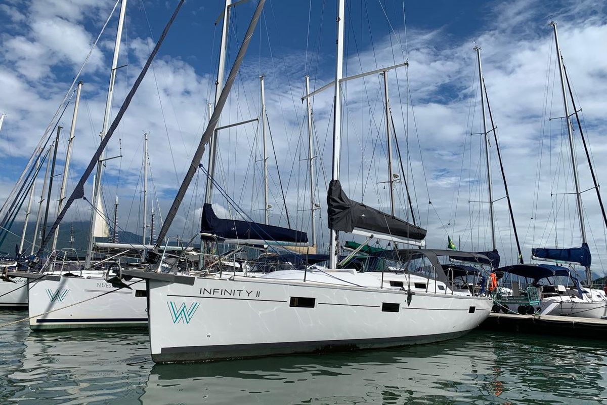 Exterior view of Infinity II, a Delta 41 sailboat at Paraty, Brazil