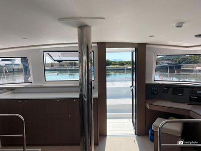 Salon of Moderna, a Bali 4.6 catamaran at Cannigione, Italy