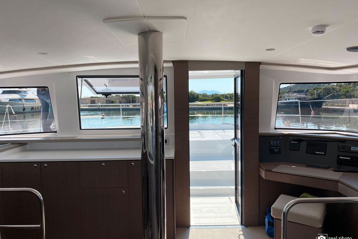 Salon of Moderna, a Bali 4.6 catamaran at Cannigione, Italy