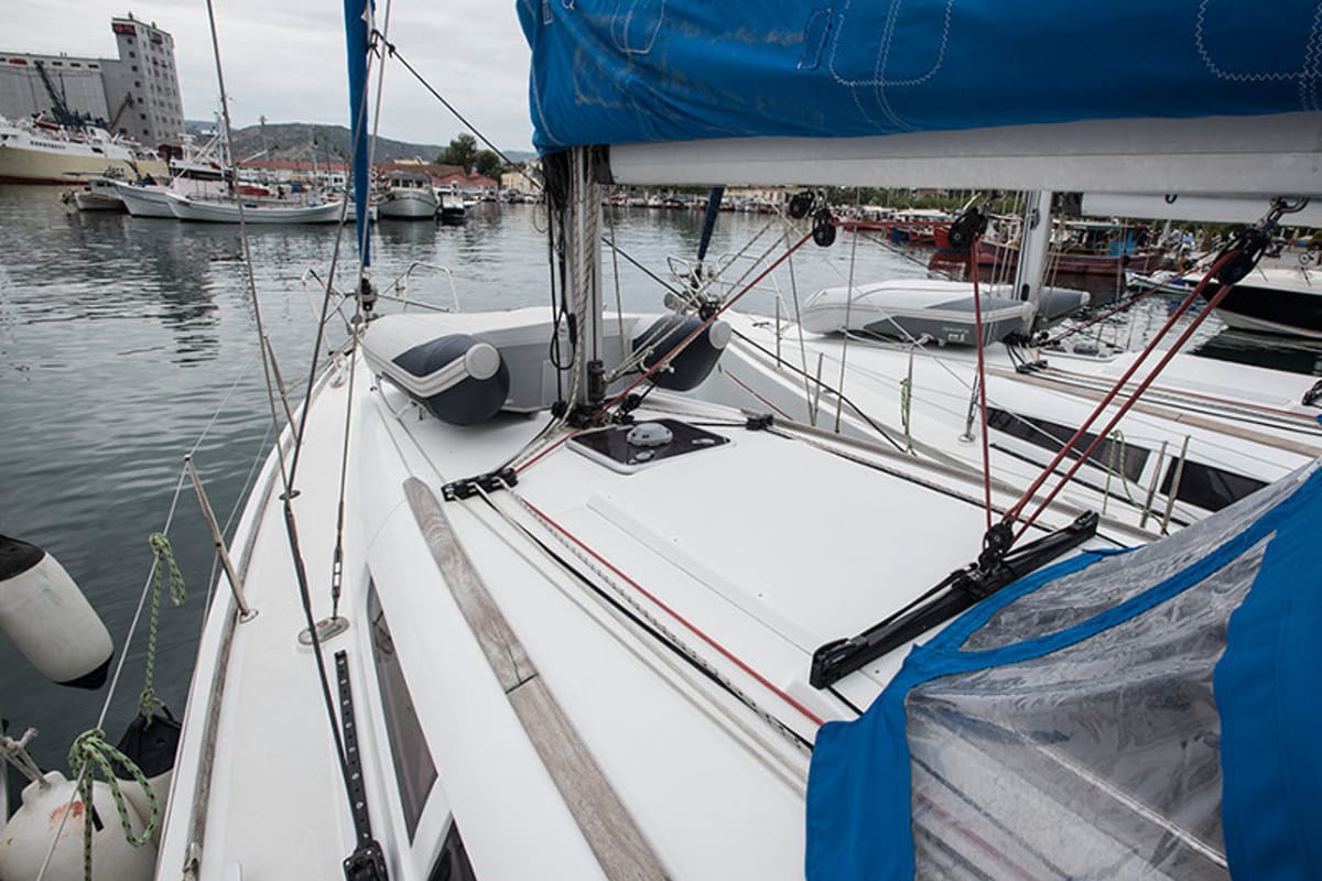 Deck of Izella, a Jeanneau Sun Odyssey 36i sailboat at Volos Municipality, Greece