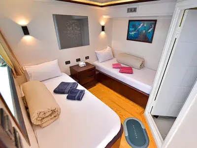 Cabin on Twin bed cabin lower deck 2, a Gulet Luxury Motor Yacht motorboat at Sharm El Sheikh, Egypt