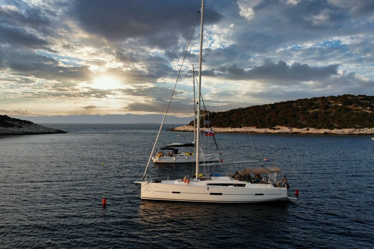 Exterior view of Divna, a Dufour 460 GL sailboat at Grad Kaštela, Croatia