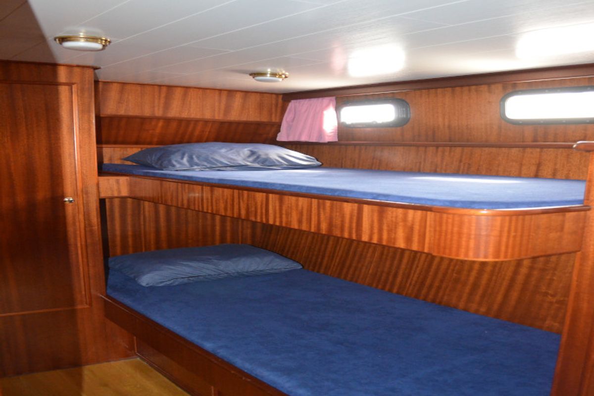 Cabin on Silver Lady, a Gulet De Drait Vri-Jon Contessa 1370 motorboat at Drachten, Netherlands