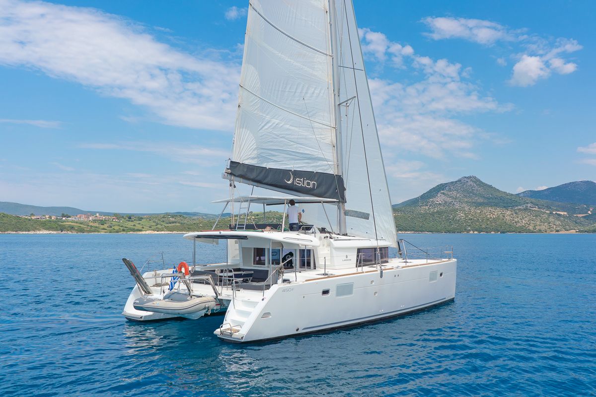 Exterior view of Cassiopeia II, a Lagoon 450 Fly catamaran at Gouvia, Greece