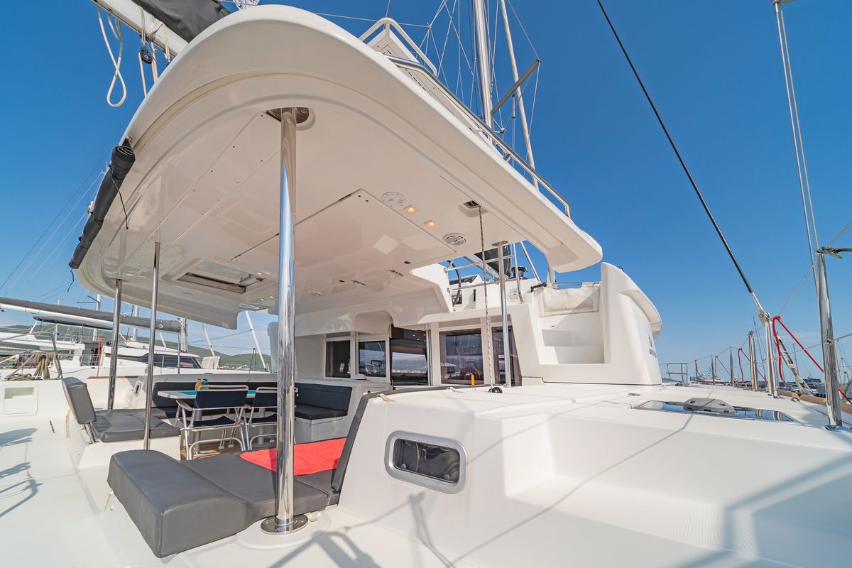 Deck of Cassiopeia II, a Lagoon 450 Fly catamaran at Gouvia, Greece