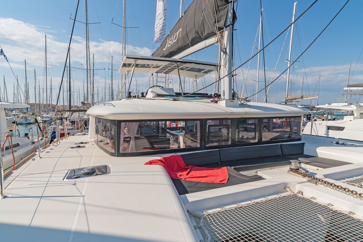 Deck of Cassiopeia II, a Lagoon 450 Fly catamaran at Gouvia, Greece