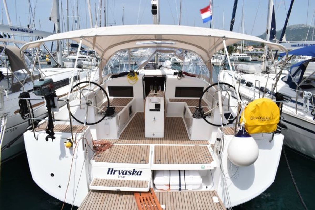 Exterior view of Hrvaska, a Jeanneau Sun Odyssey 490 sailboat at Grad Kaštela, Croatia